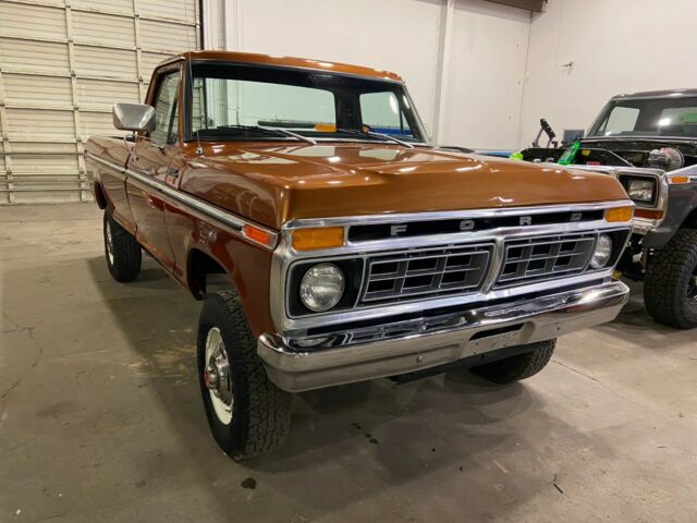 Ford F-250 1977 image number 2