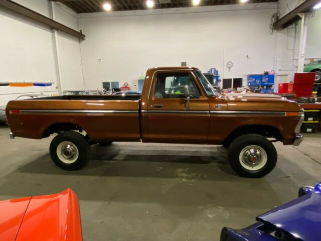 Ford F-250 1977 image number 33