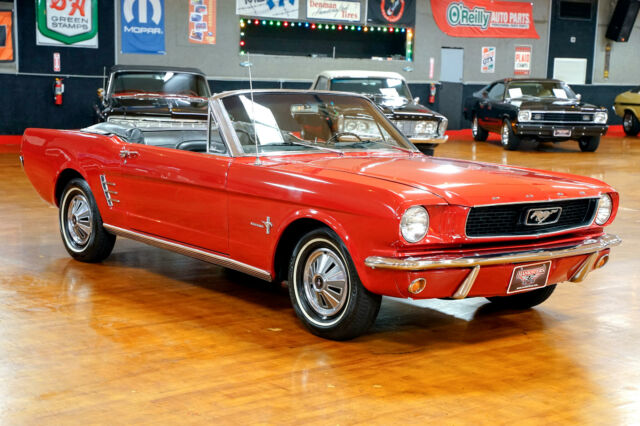 Ford Mustang 1966 image number 19