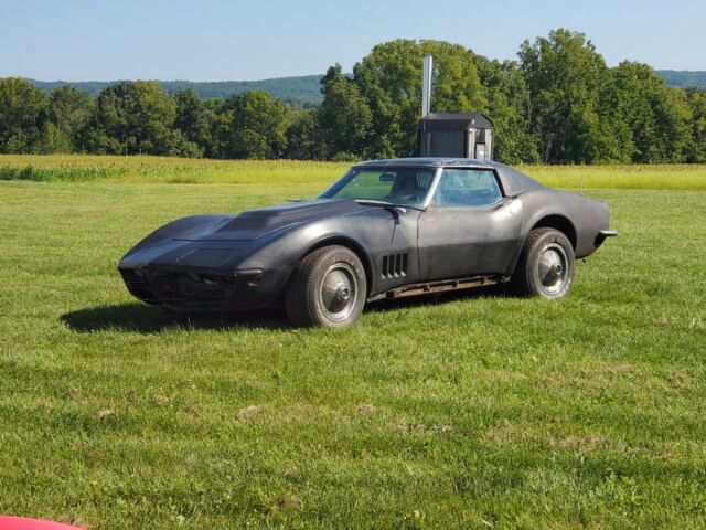 Chevrolet Corvette 1969 image number 0