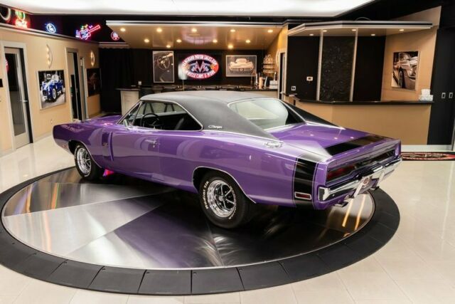 Dodge Charger 1970 image number 16