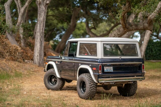 Ford Bronco 1973 image number 10