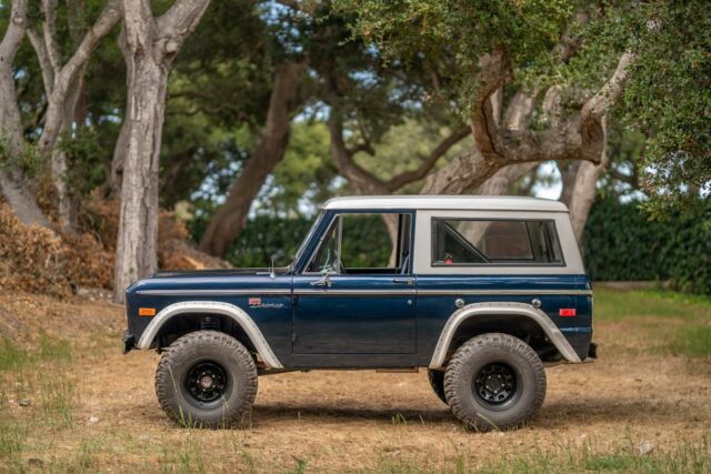 Ford Bronco 1973 image number 19