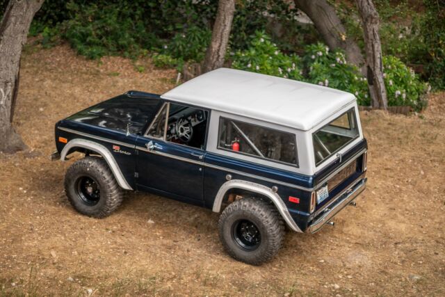 Ford Bronco 1973 image number 21