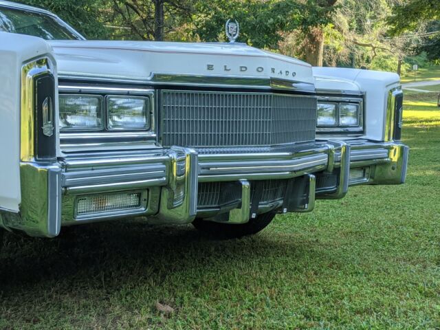 Cadillac Eldorado Coupe 1977 image number 16