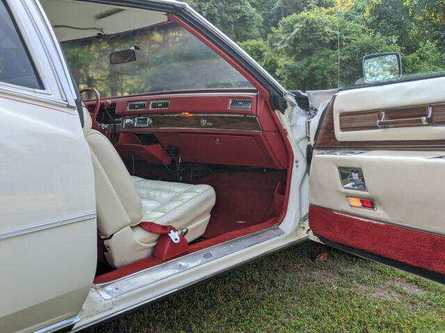 Cadillac Eldorado Coupe 1977 image number 9