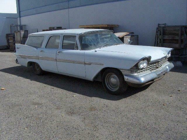 Plymouth Suburban 1959 image number 0