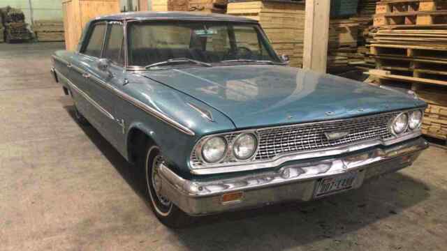 Ford Galaxie 500 XL 1963 image number 1