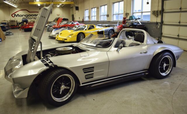 Chevrolet Corvette Grand Sport 1963 image number 11