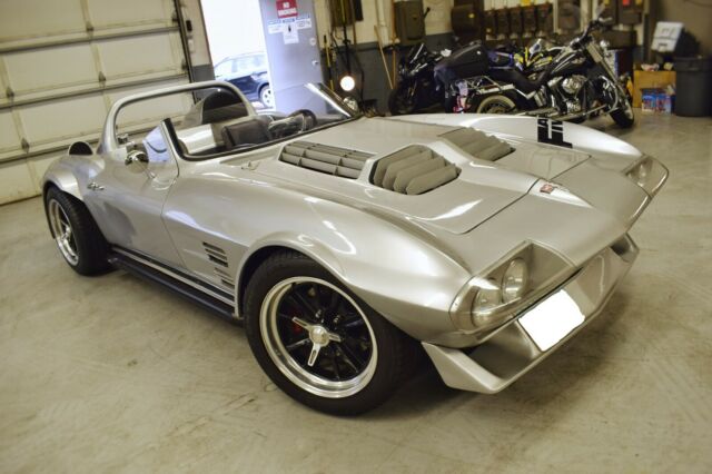 Chevrolet Corvette Grand Sport 1963 image number 20