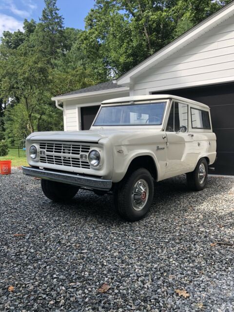 Ford Bronco 1967 image number 14