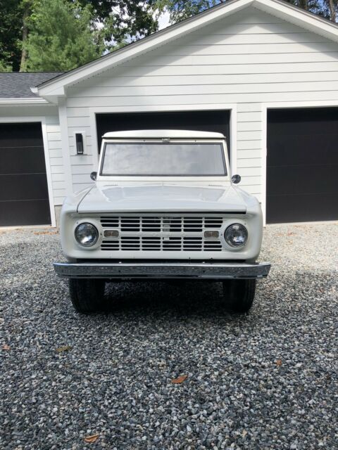 Ford Bronco 1967 image number 17