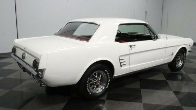 Ford Mustang 1966 image number 14