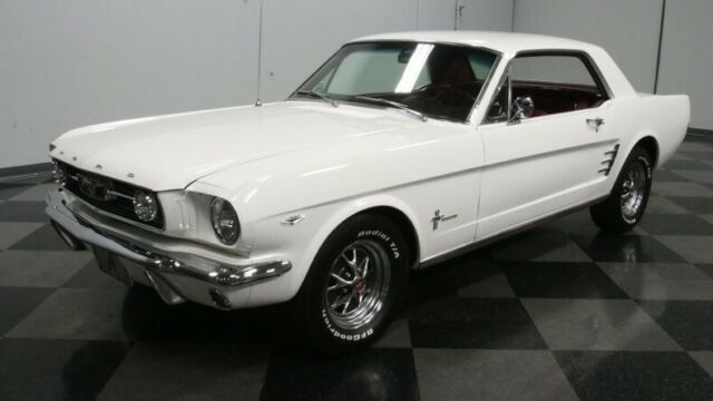 Ford Mustang 1966 image number 21