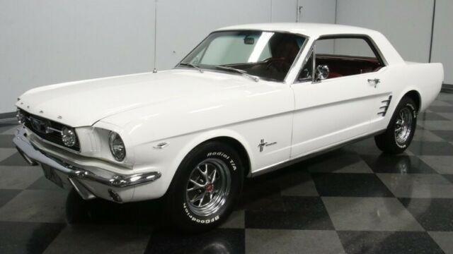 Ford Mustang 1966 image number 30