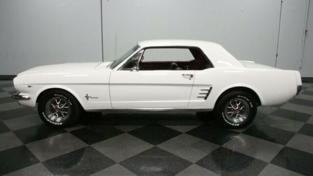 Ford Mustang 1966 image number 31