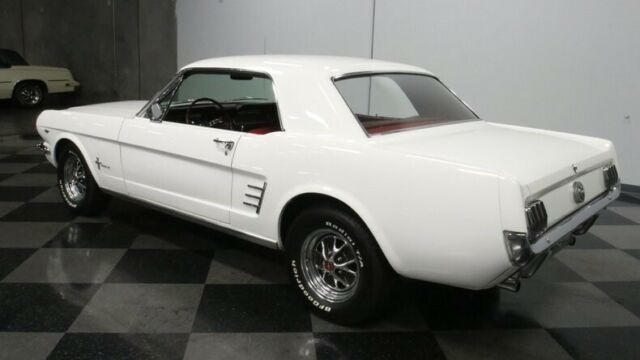 Ford Mustang 1966 image number 32