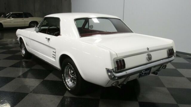 Ford Mustang 1966 image number 33