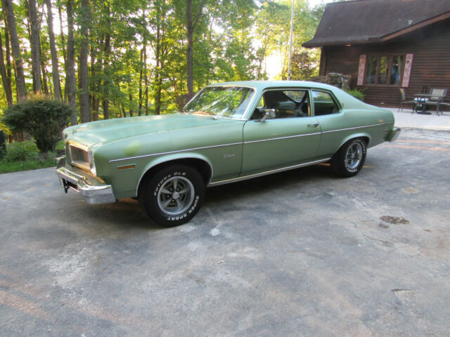 Pontiac GTO 1974 image number 0