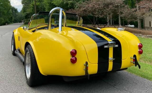 Shelby Cobra 1965 image number 24