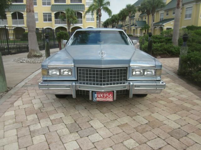 Cadillac Fleetwood 1976 image number 31