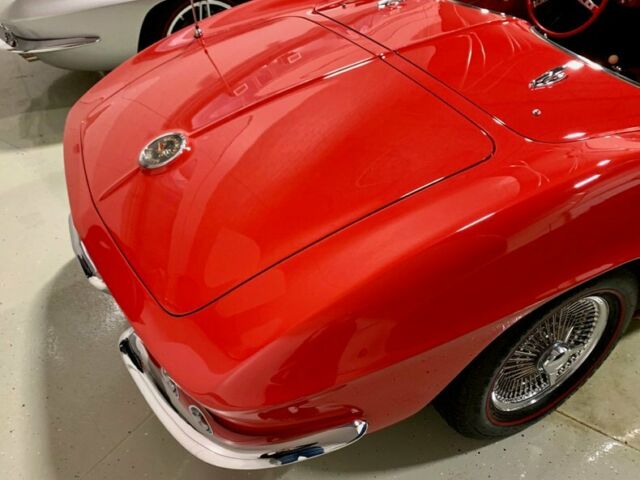 Chevrolet Corvette 1962 image number 14