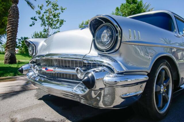 Chevrolet Bel Air/150/210 1957 image number 23