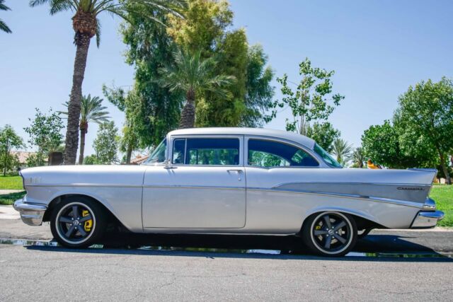 Chevrolet Bel Air/150/210 1957 image number 28