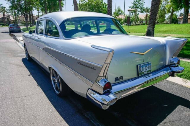 Chevrolet Bel Air/150/210 1957 image number 29