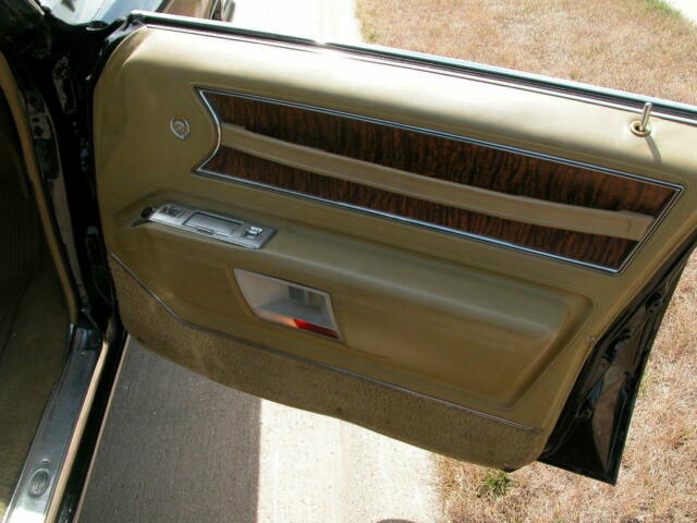 Cadillac Fleetwood 1970 image number 16