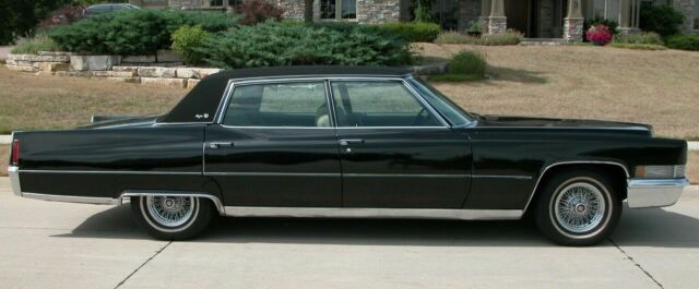 Cadillac Fleetwood 1970 image number 25