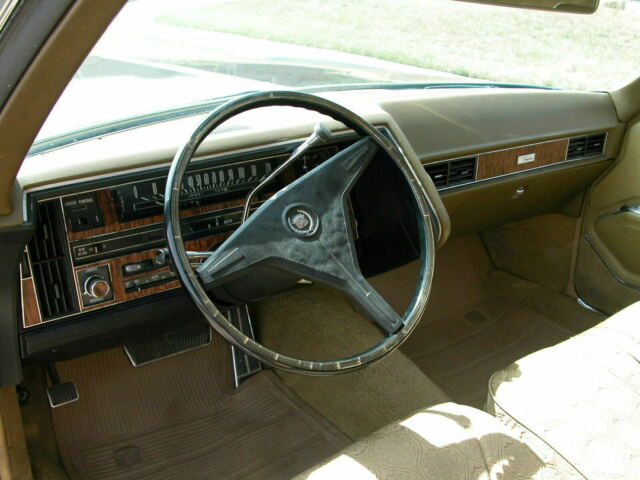 Cadillac Fleetwood 1970 image number 9