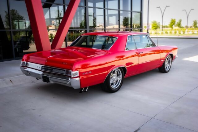 Pontiac GTO 1965 image number 1