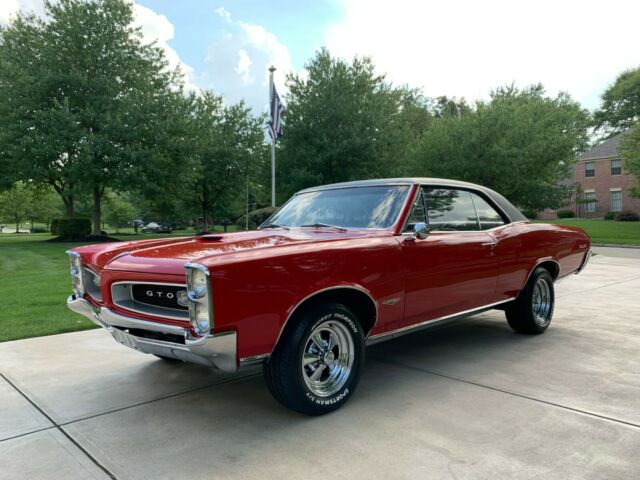 Pontiac GTO 1966 image number 0