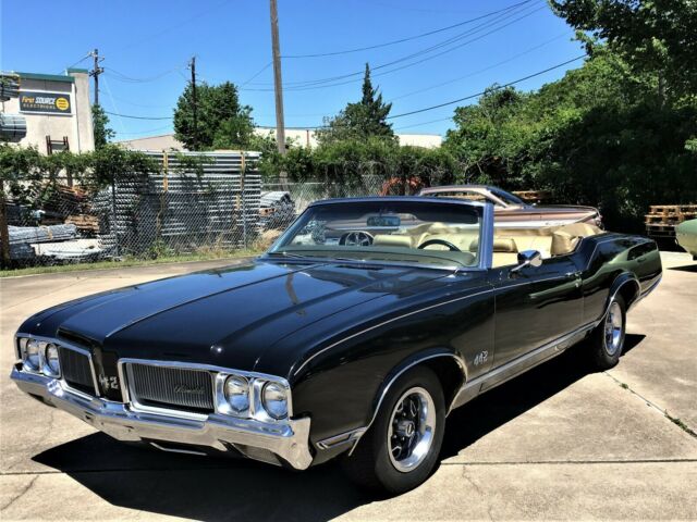 Oldsmobile Cutlass 1970 image number 27