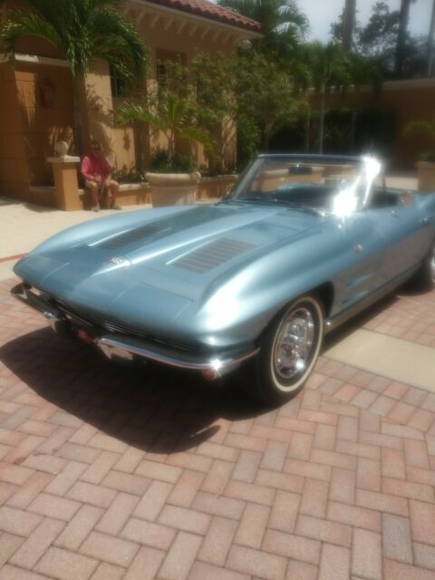 Chevrolet Corvette 1963 image number 30