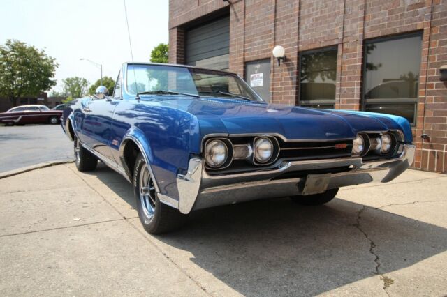 Oldsmobile 442 1967 image number 31