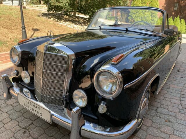 Mercedes-Benz 220 S 1957 image number 1