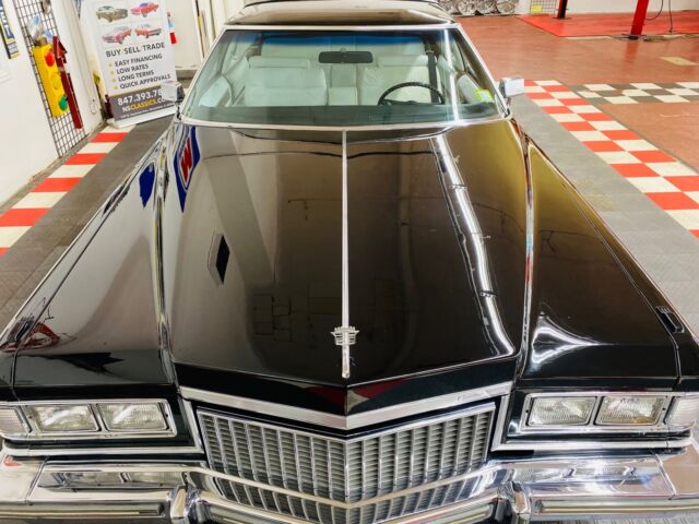 Cadillac DeVille 1975 image number 42