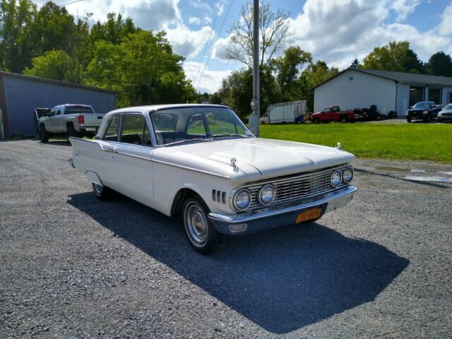 Mercury Comet 1961 image number 15