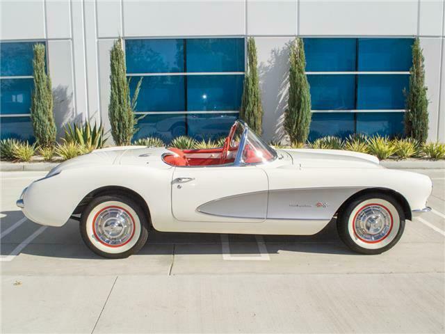 Chevrolet Corvette 1957 image number 11