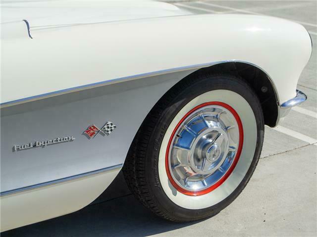 Chevrolet Corvette 1957 image number 14