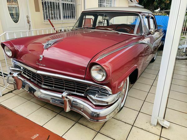 Ford Fairlane 1956 image number 8