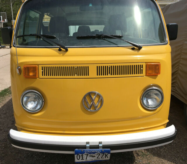 Volkswagen Bus/Vanagon 1979 image number 14