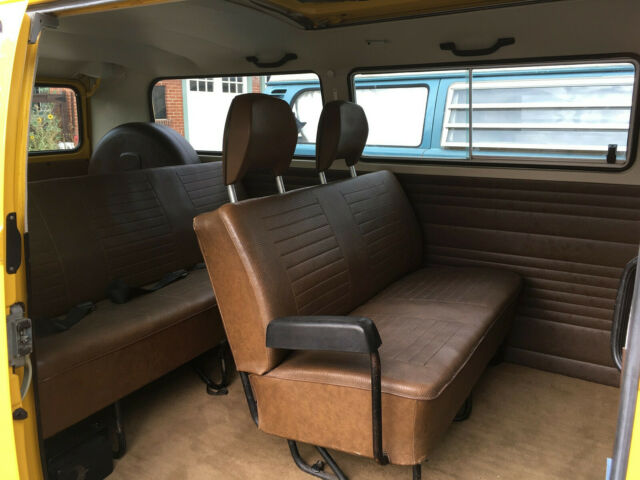 Volkswagen Bus/Vanagon 1979 image number 21