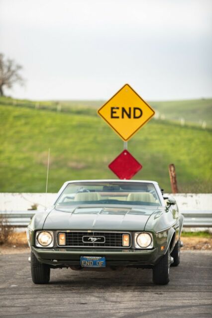 Ford Mustang 1973 image number 2