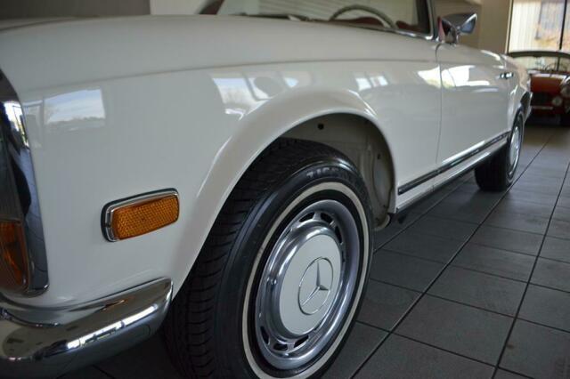 Mercedes-Benz SL-Class 1971 image number 20