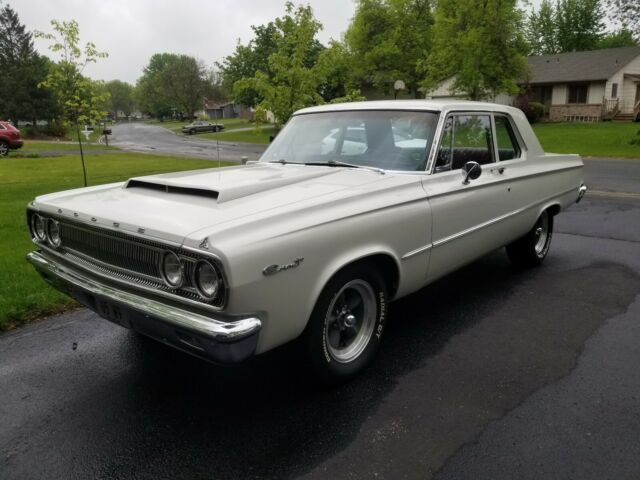 Dodge Coronet 1965 image number 18