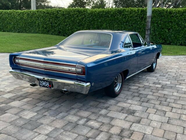 Plymouth Road Runner 1968 image number 0