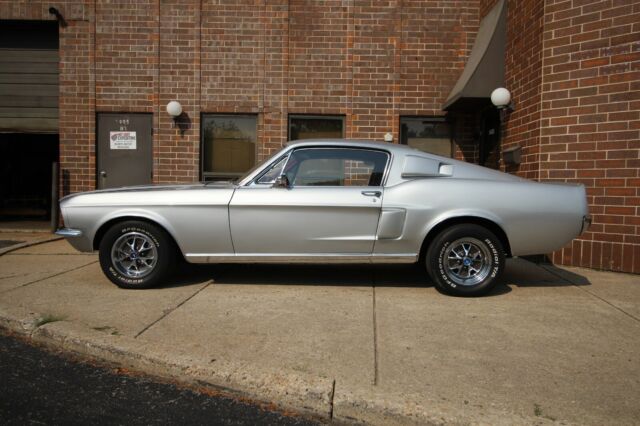 Ford Mustang 1967 image number 1